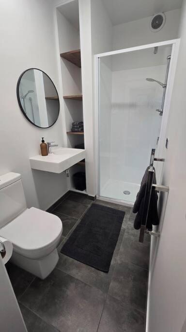 Apartment 1 - Haddin Court - Executive One Bedroom Бленем Экстерьер фото